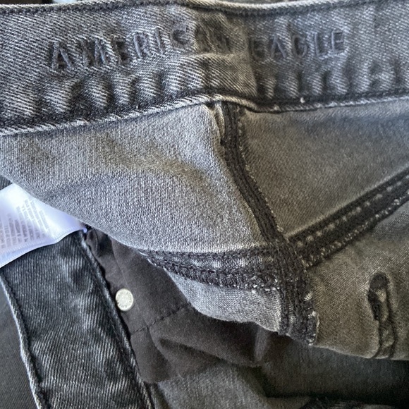 American Eagle Mom Jeans - Picture 5 of 8
